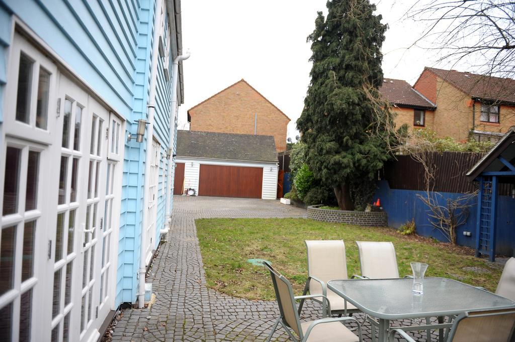 The Greyhound Cottage Chigwell Exteriör bild