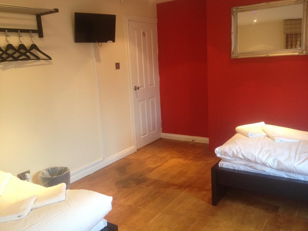 The Greyhound Cottage Chigwell Exteriör bild
