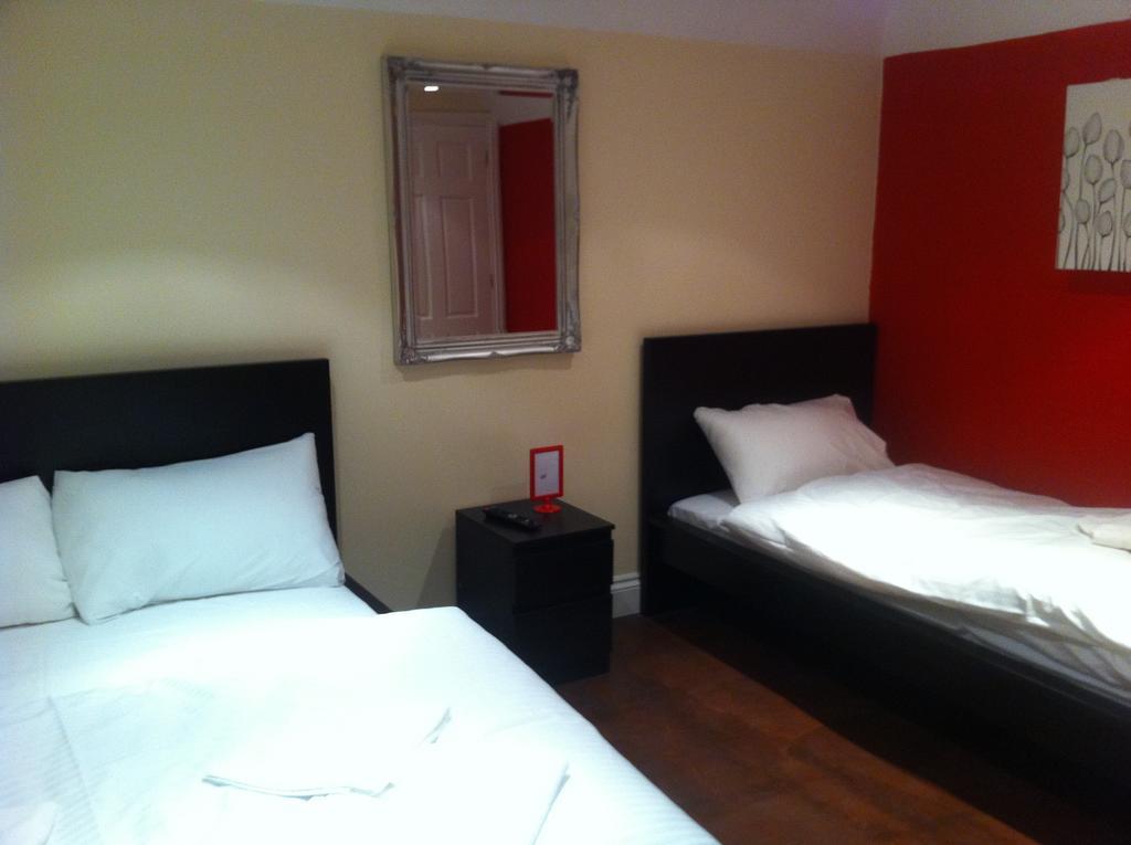 The Greyhound Cottage Chigwell Rum bild