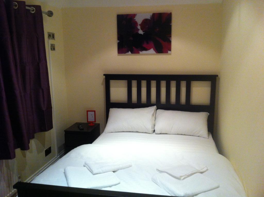 The Greyhound Cottage Chigwell Rum bild