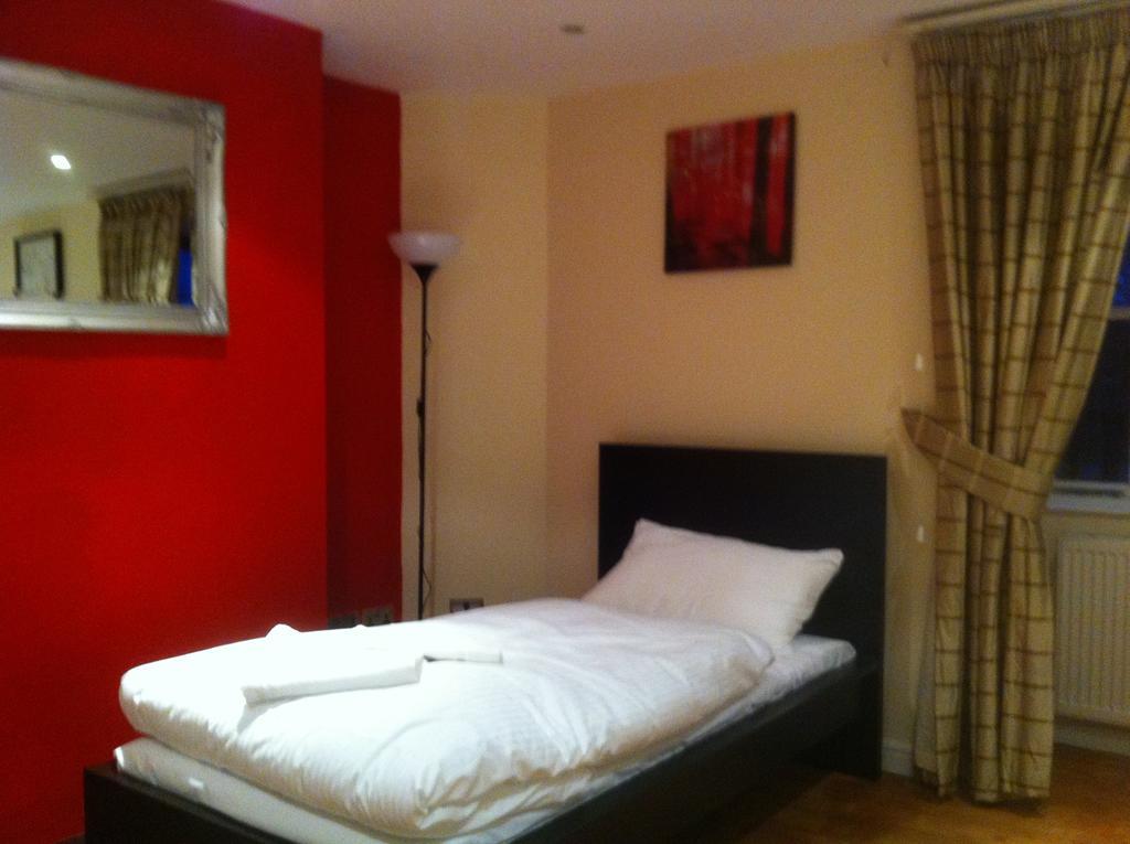 The Greyhound Cottage Chigwell Rum bild