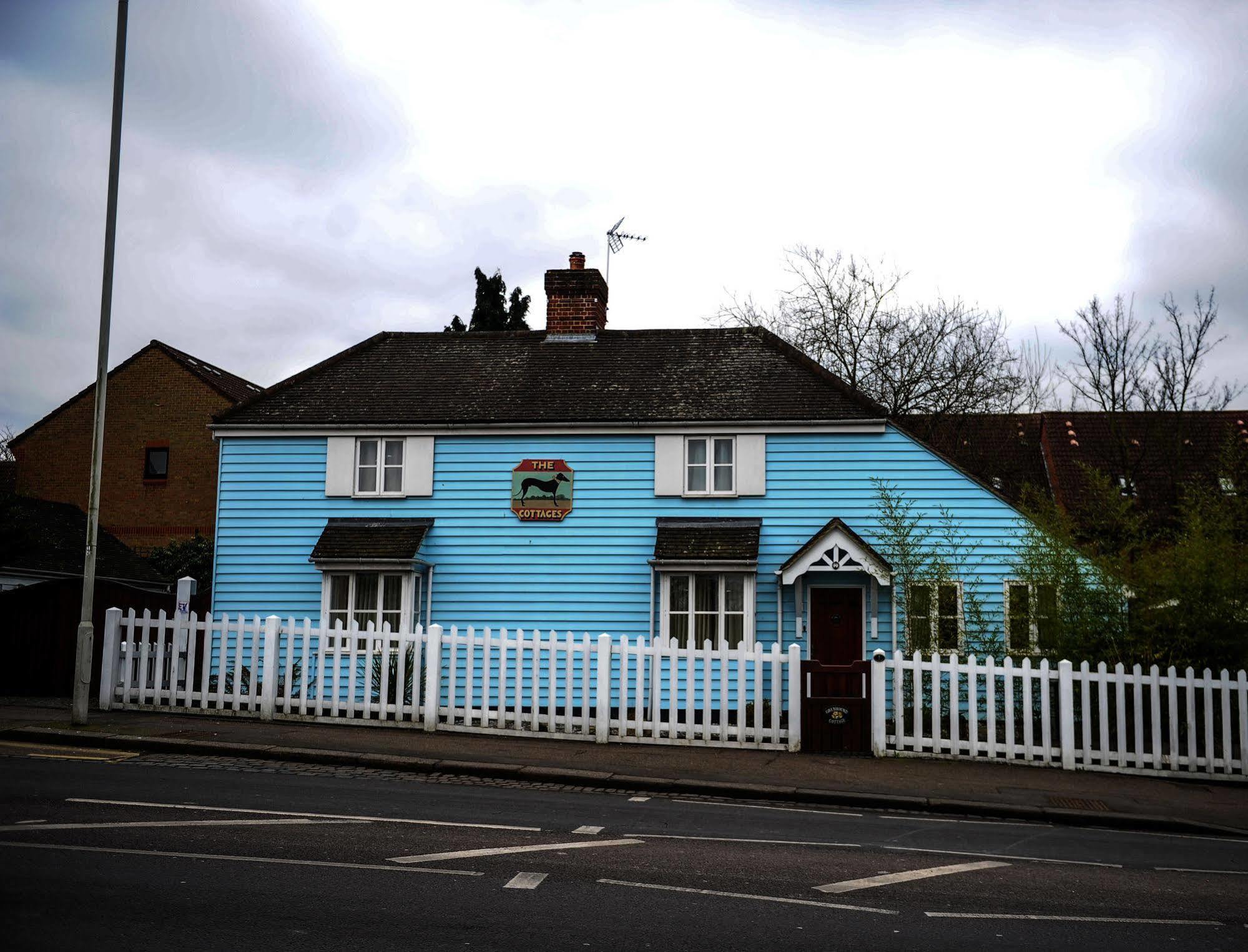 The Greyhound Cottage Chigwell Exteriör bild